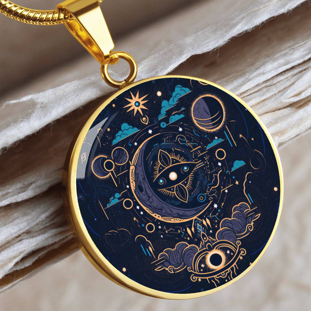 Einzigartige Halskette mit Mond und Sterne Gravur