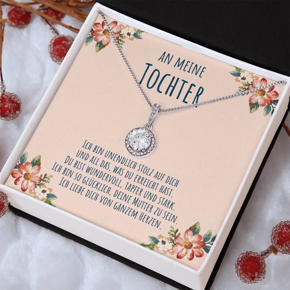 'Ich bin unendlich stolz' Eternal Halskette