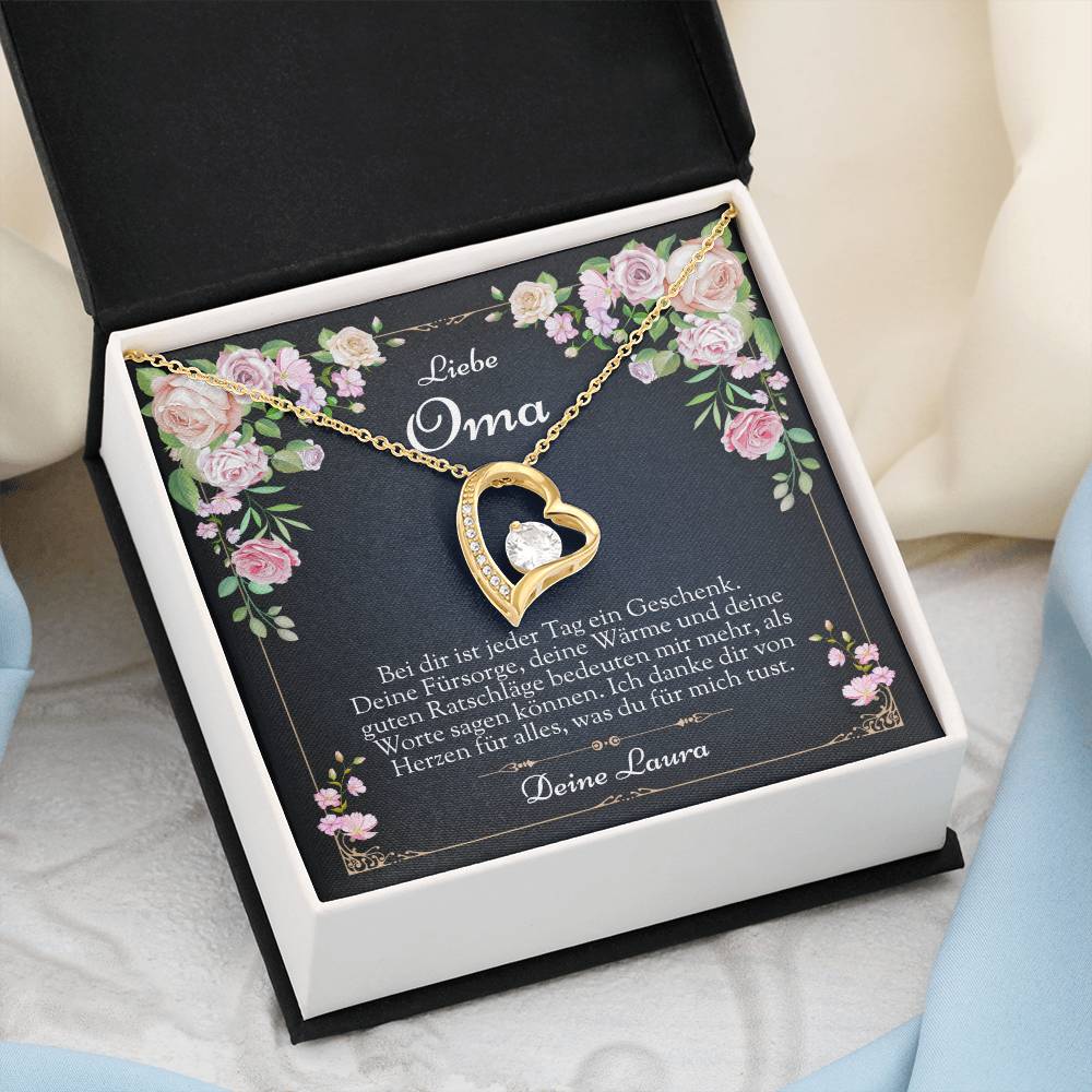 Oma Geschenk individuell – Personalisierte Halskette mit Karte
